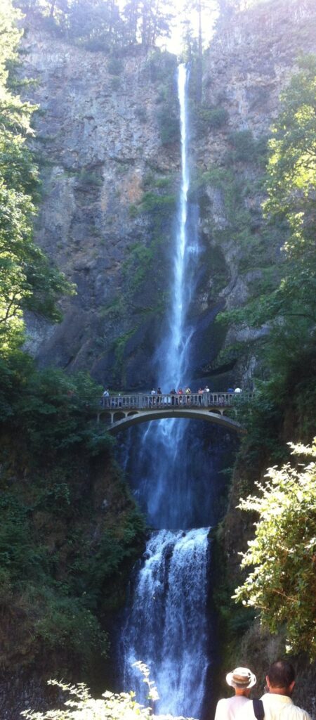 Multnomah Falls, near Hood River, Oregon